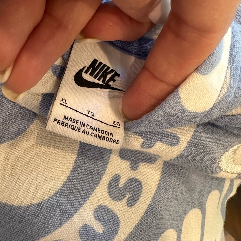 Nike Light Blue White Kids XL Hoodie